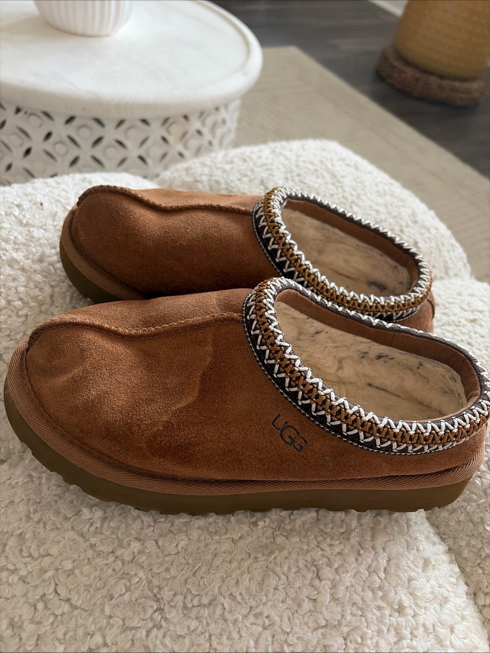 UGG Tasman Slippers Shoes for Women in Chestnut Style  Size 6